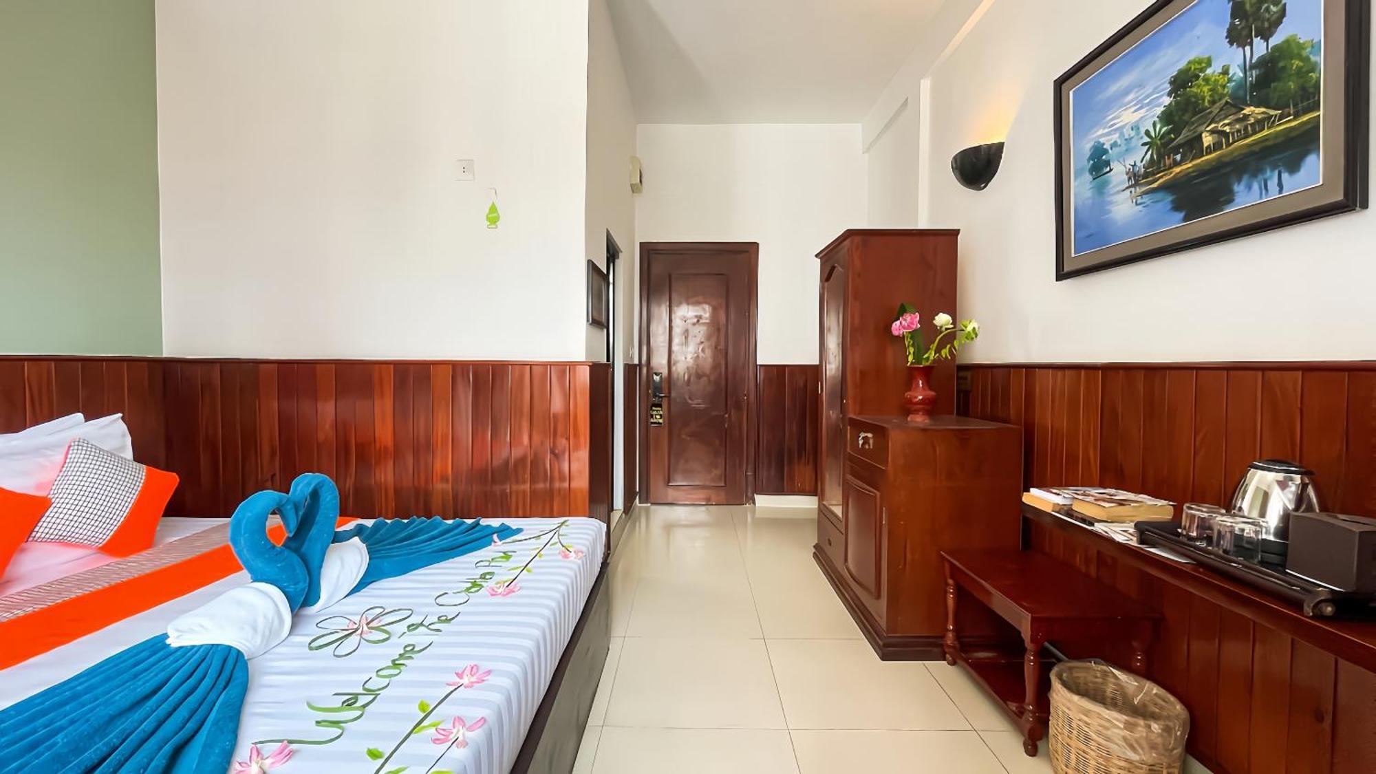 The Center Point Hotel Siem Reap Bagian luar foto