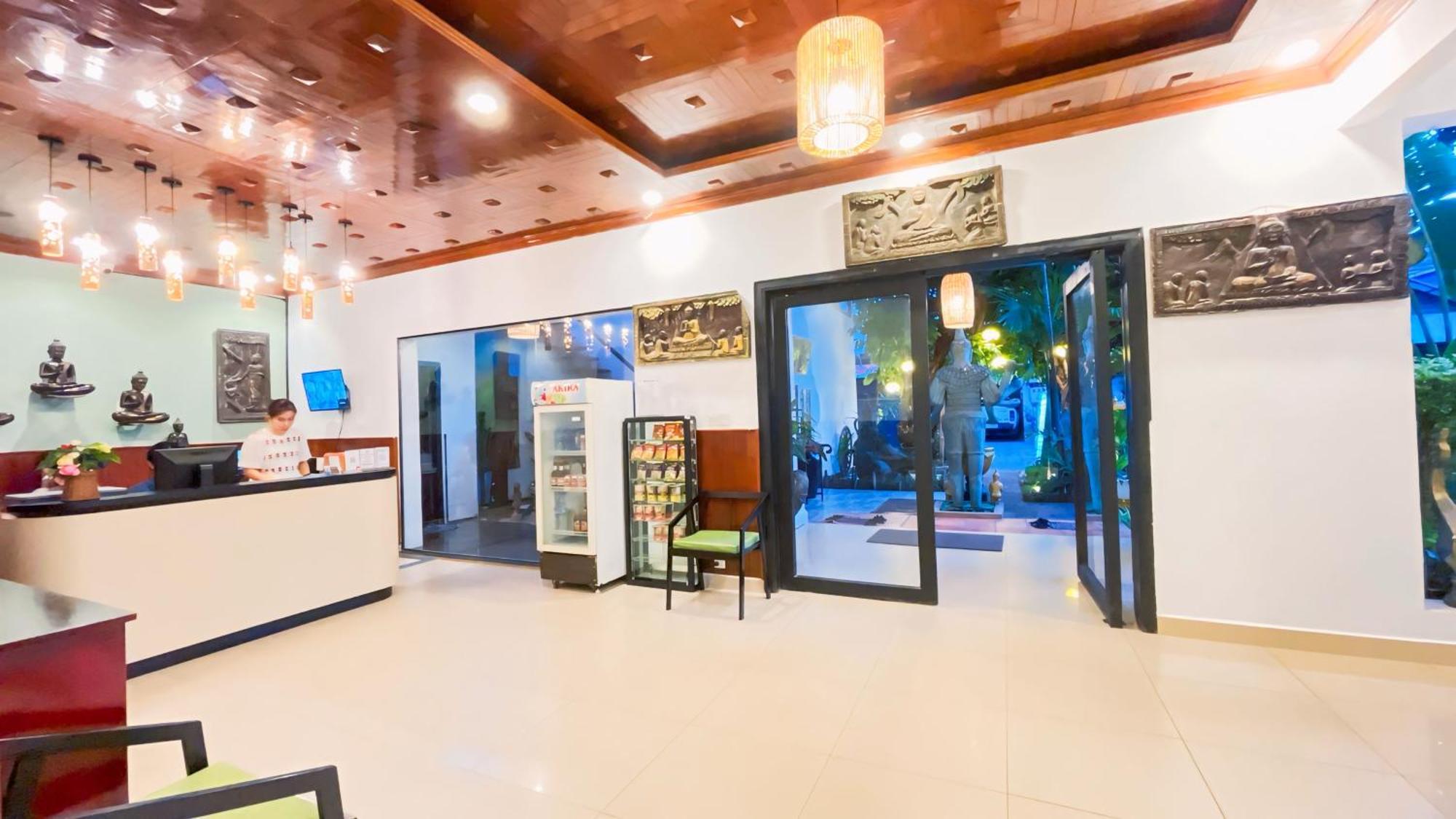 The Center Point Hotel Siem Reap Bagian luar foto