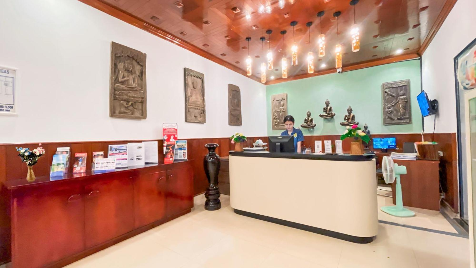 The Center Point Hotel Siem Reap Bagian luar foto