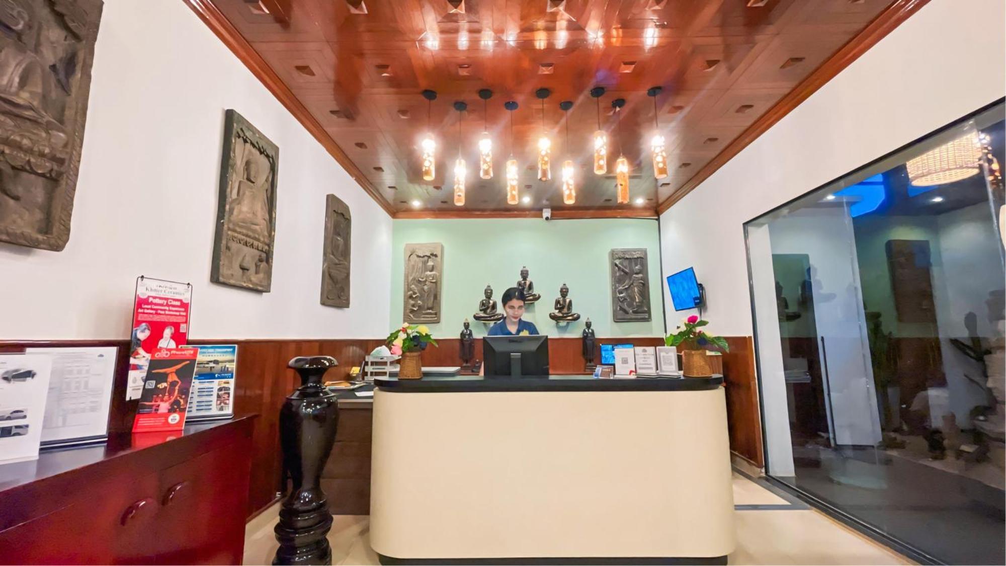 The Center Point Hotel Siem Reap Bagian luar foto