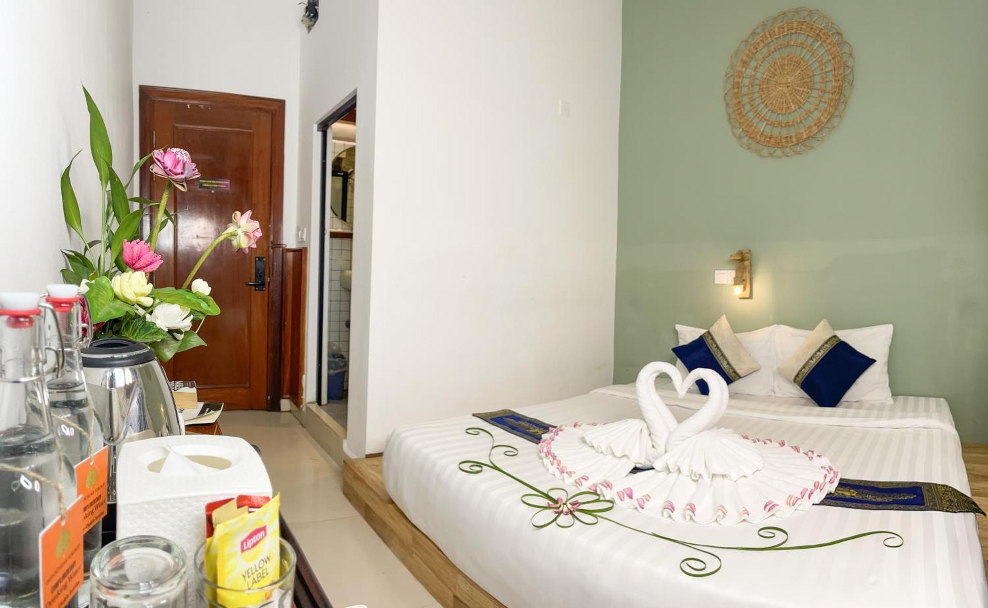 The Center Point Hotel Siem Reap Bagian luar foto